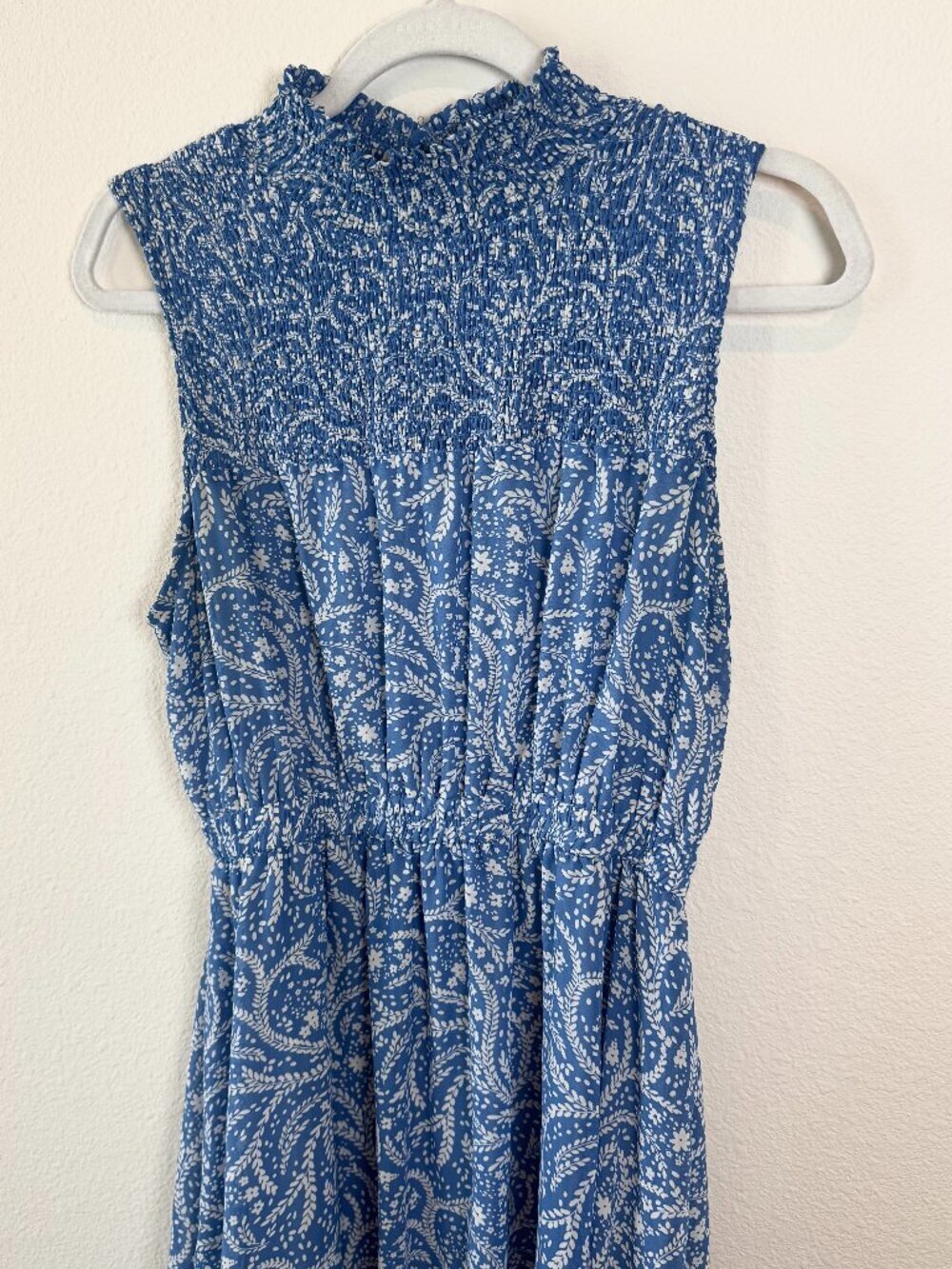 Code X Mode Blue White Floral Smocked Boho Maxi Dress SIze L